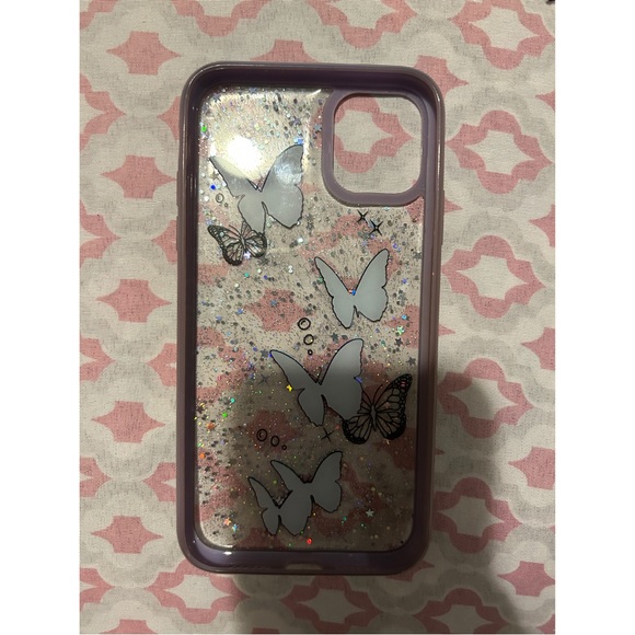 iPhone 11 butterfly phone case - Picture 3 of 3